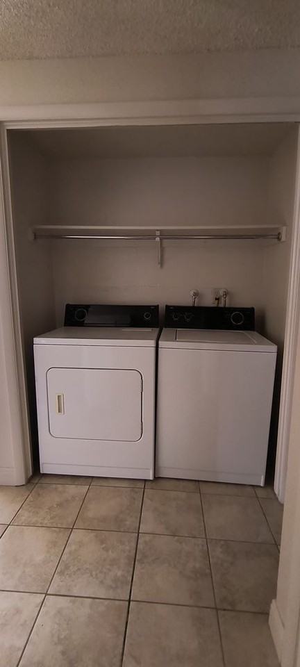 180 W 895 S - Photo 6 of 9