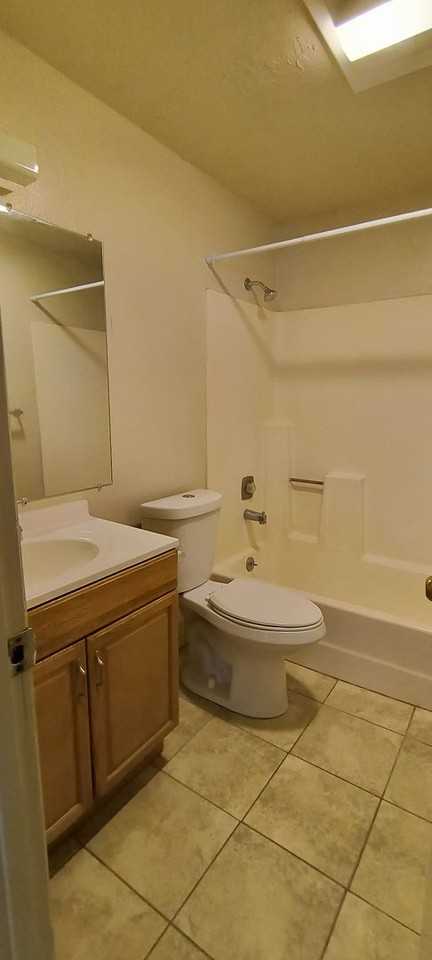 180 W 895 S - Photo 7 of 9