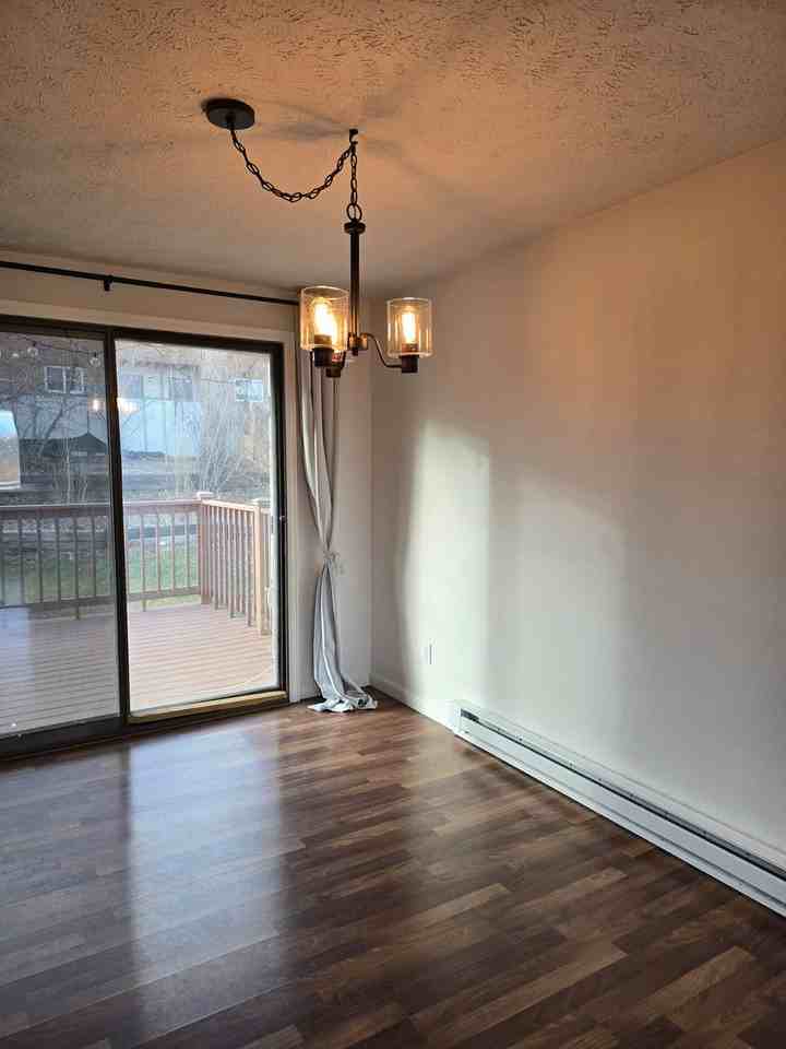 1450 S Illinois Ave - Photo 7 of 39