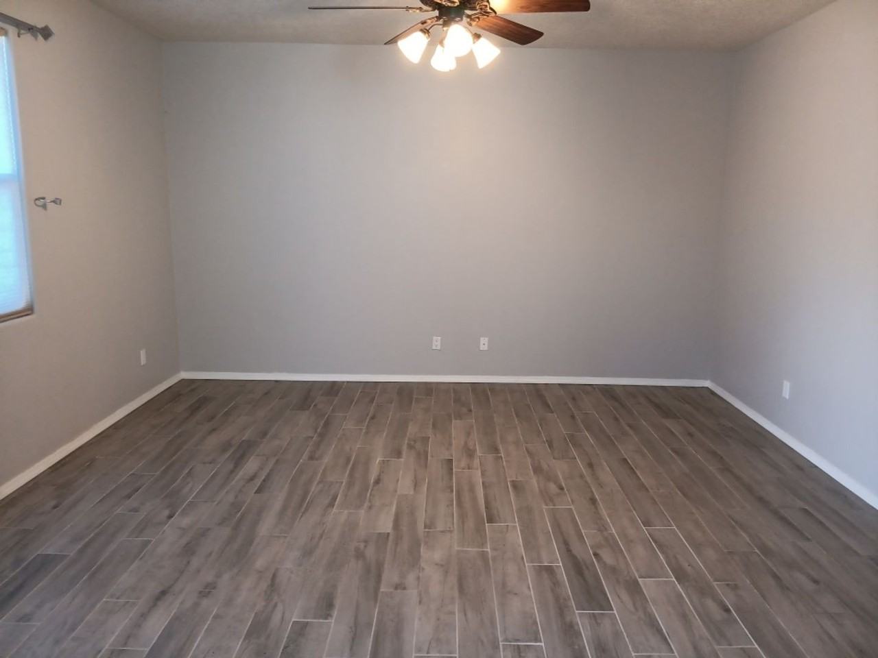 2261 Cortina Loop Se - Photo 5 of 20