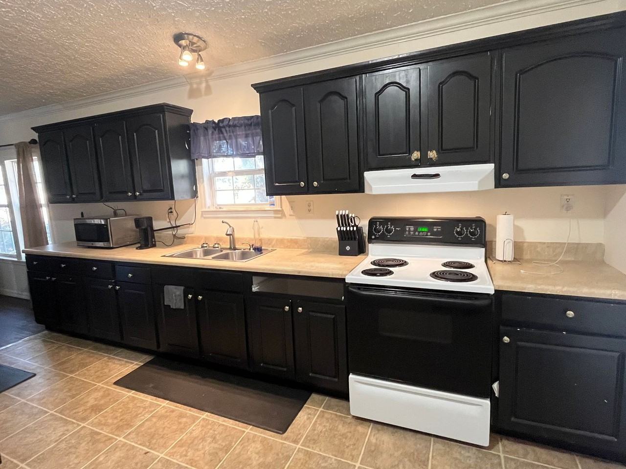 6426 203rd Pl - Photo 2 of 14