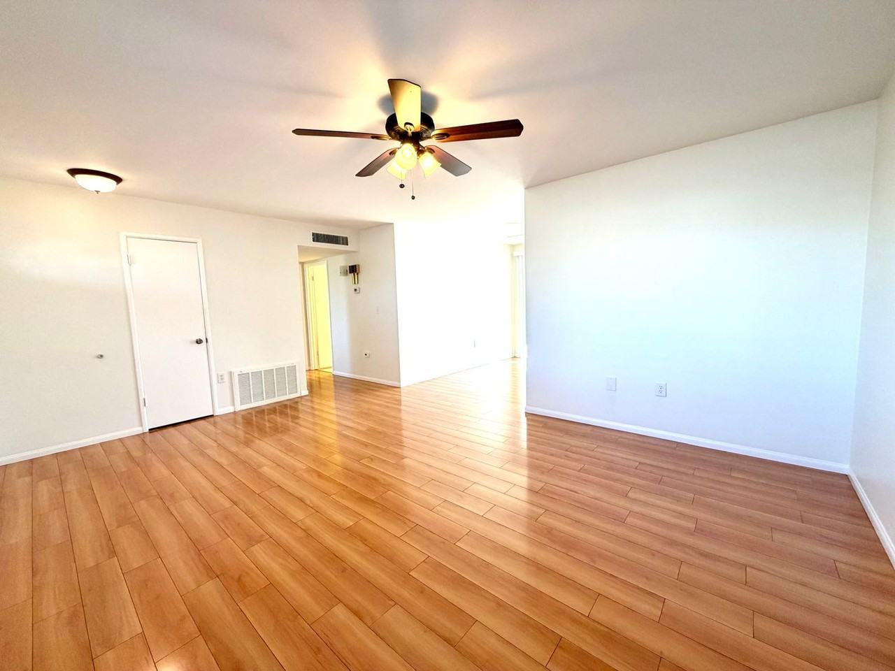 26475 Mccall Blvd - Photo 7 of 28