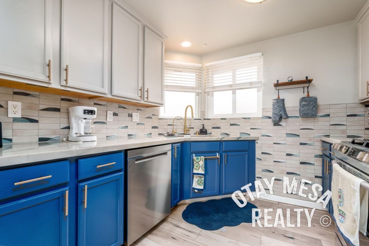 263 Dahlia Ave #10 - Photo 2 of 20