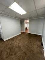 featured image of 1227 1227 E Chesnut St