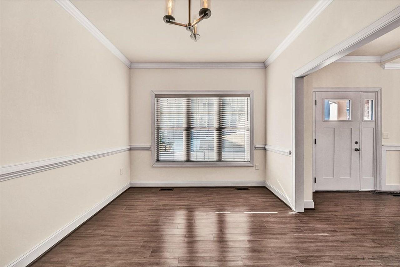 6982 Linn Cove Ct - Photo 4 of 45