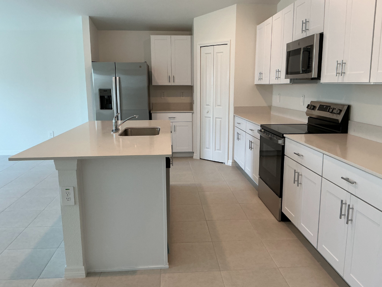 2088 Albatross Nest Dr - Photo 3 of 21