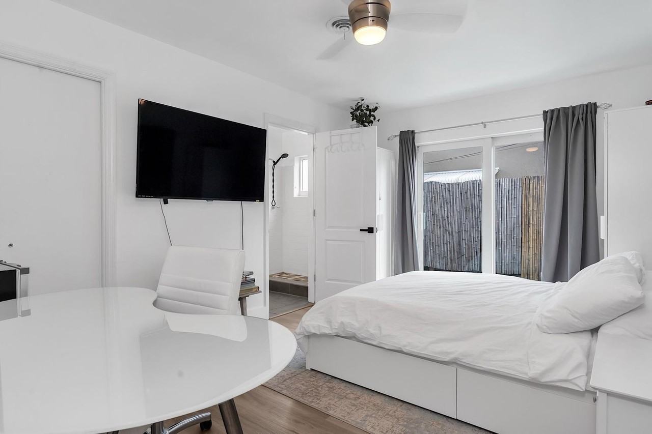 2233 Se 15th St #0 - Photo 6 of 49