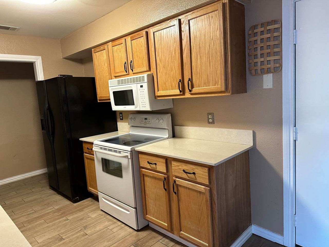 1110 Chapel View Dr - Photo 6 of 13