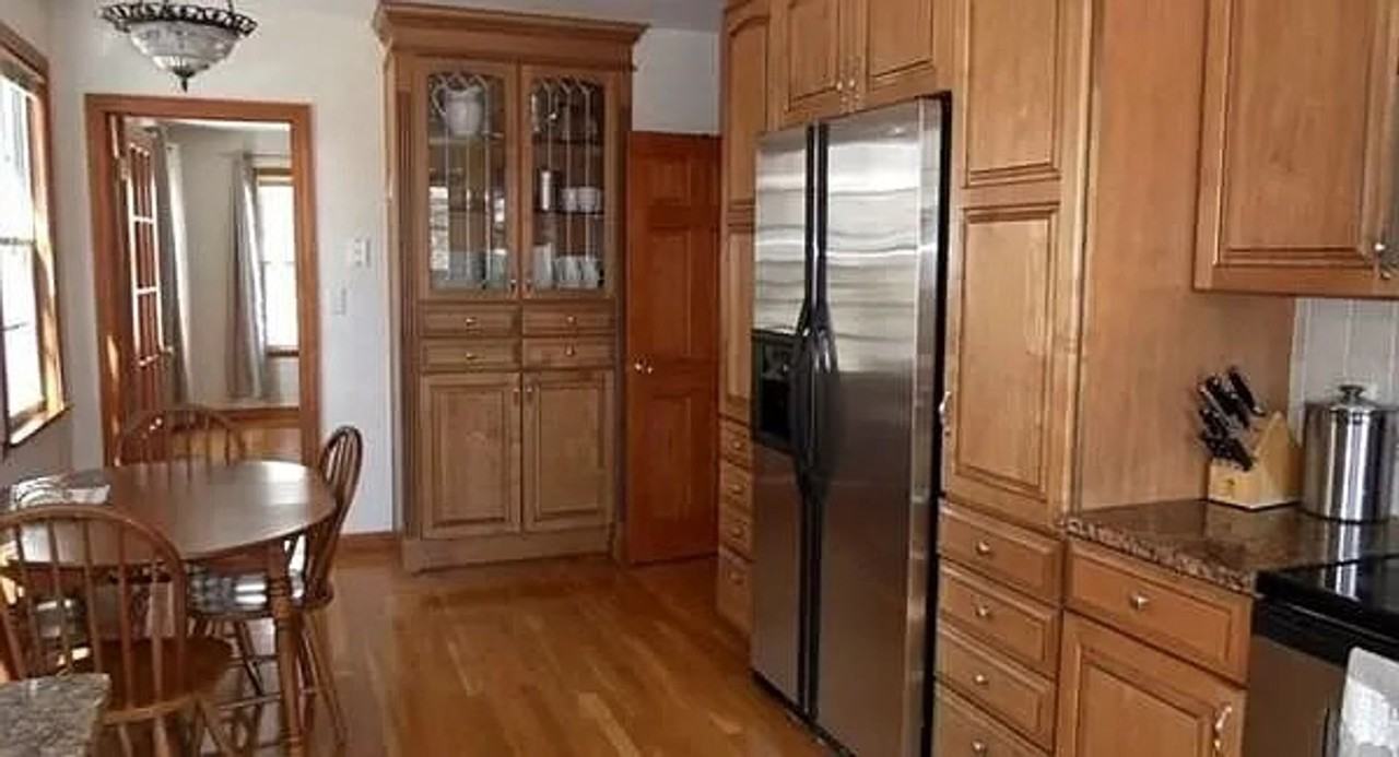 62 Rawson Rd - Photo 5 of 28