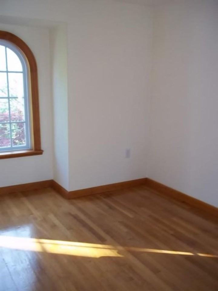 62 Rawson Rd - Photo 7 of 28