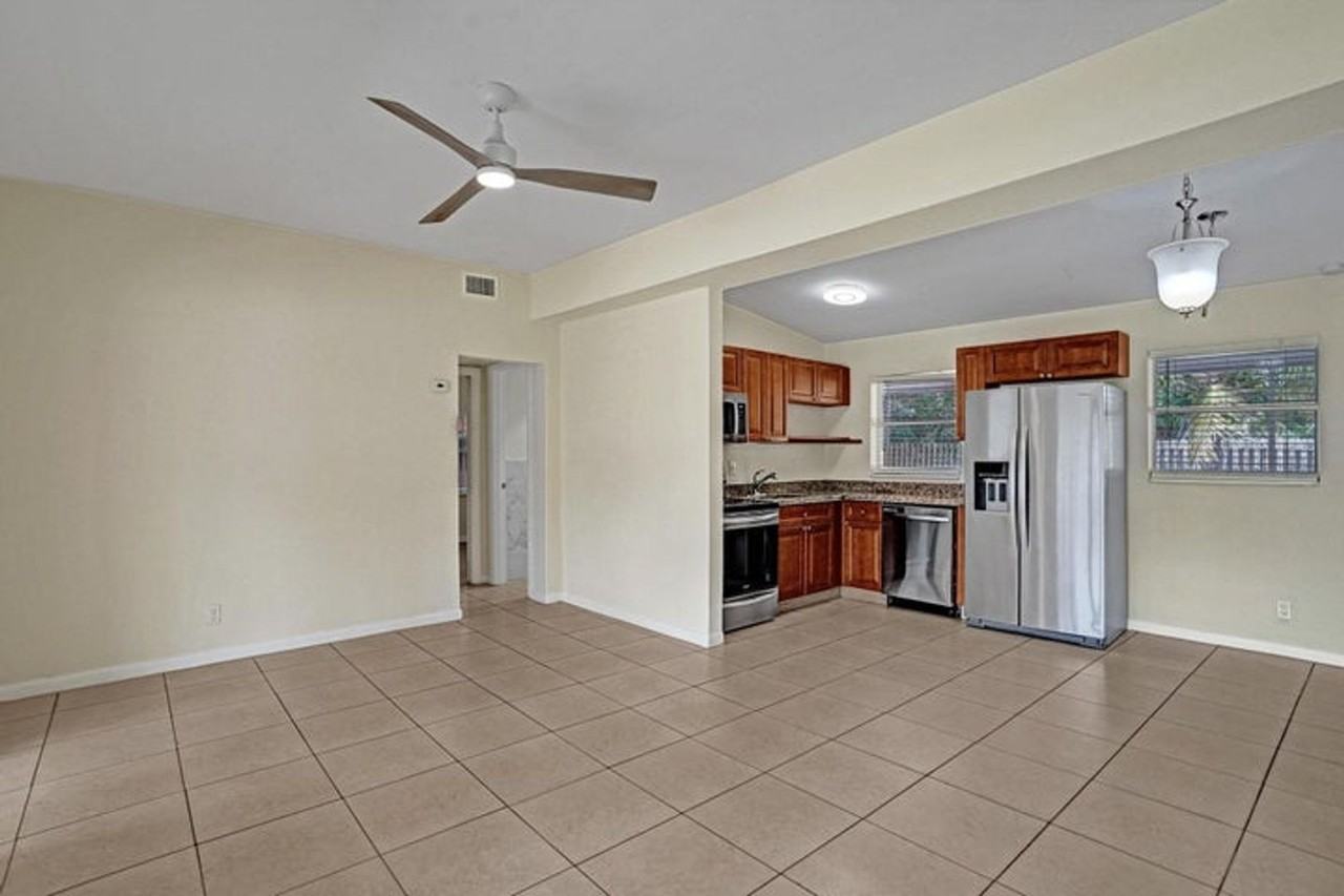 1205 S Lake Dr - Photo 7 of 27