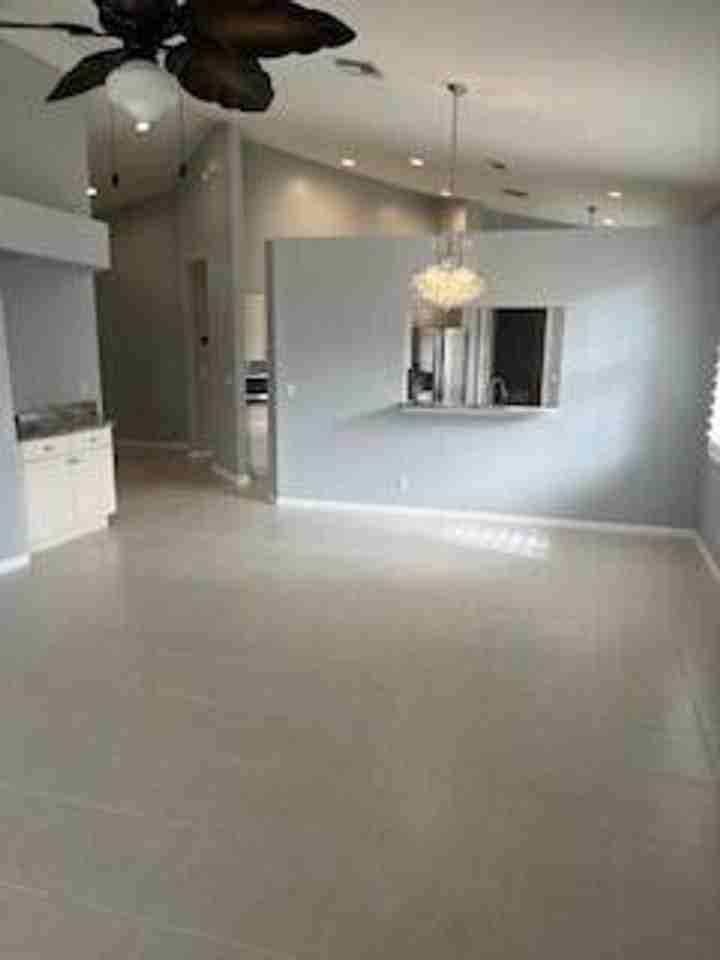 2641 Clipper Cir - Photo 3 of 16