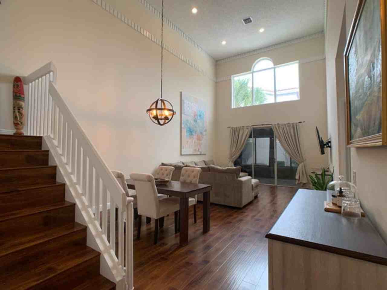 10465 Mateo Ct - Photo 5 of 26