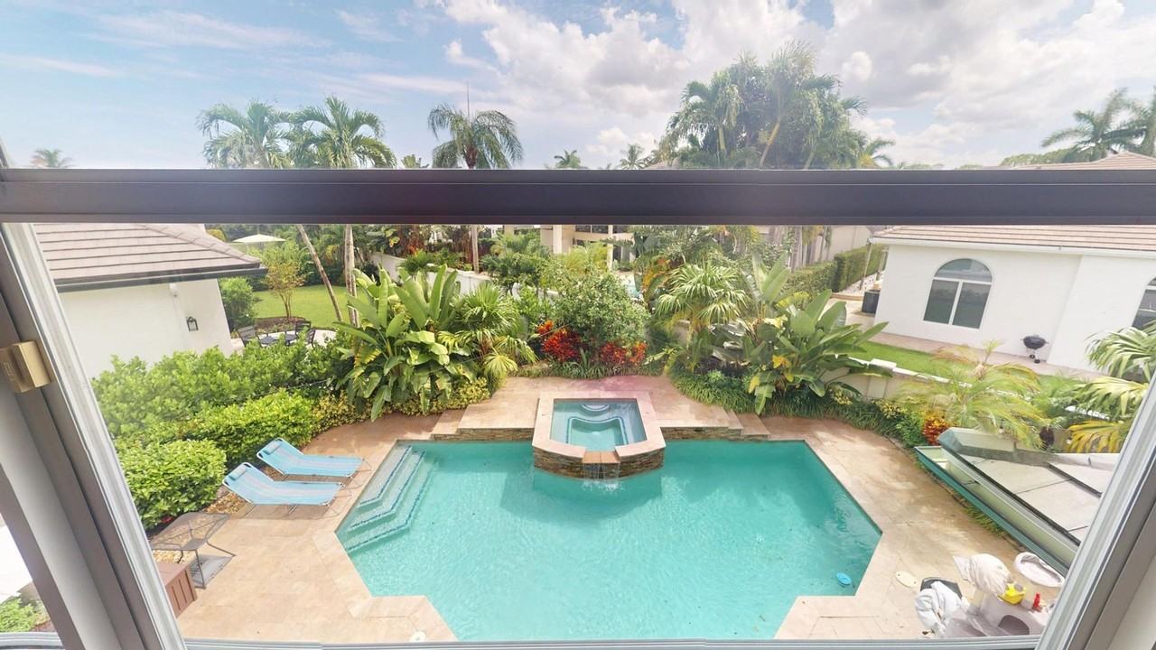 2355 Nw 49th Ln - Photo 2 of 50