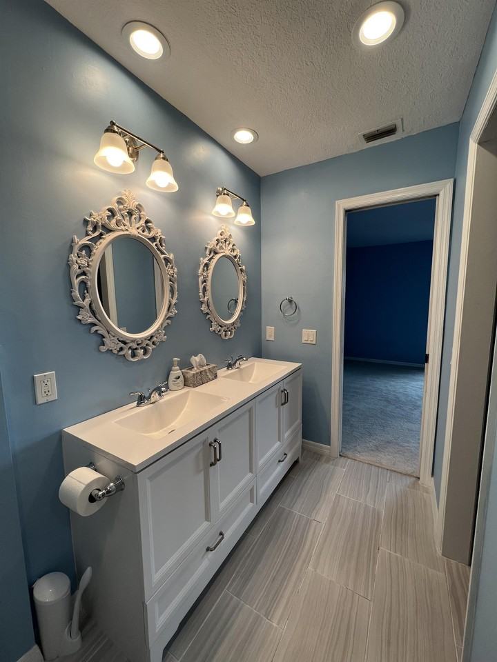 1494 Trafalgar Ln #N201 - Photo 6 of 16