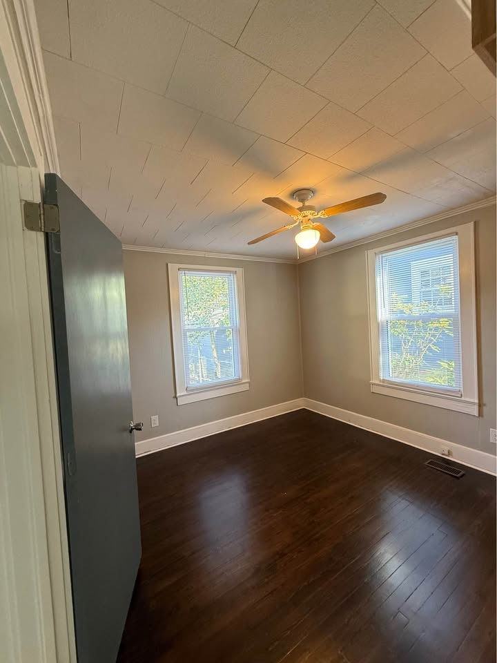 23 Lawndale Ave Se - Photo 7 of 15