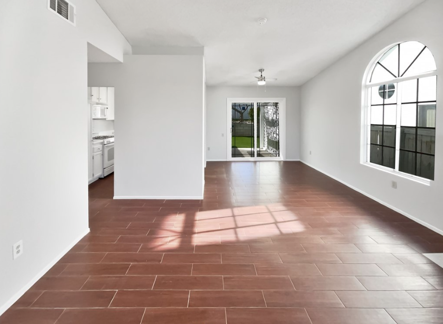 12362 Highgate Ave - Photo 6 of 18