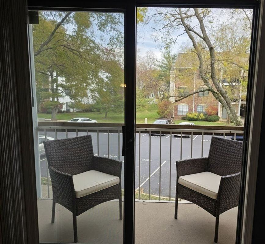 447 Danbury Ln - Photo 3 of 10