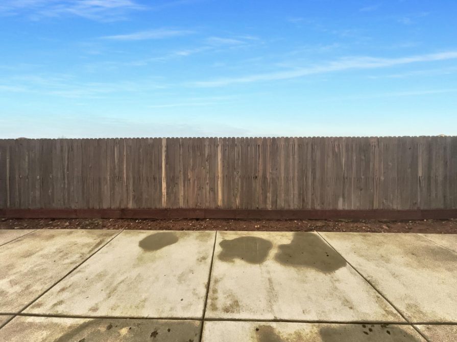 12153 Alamosa Dr - Photo 7 of 21