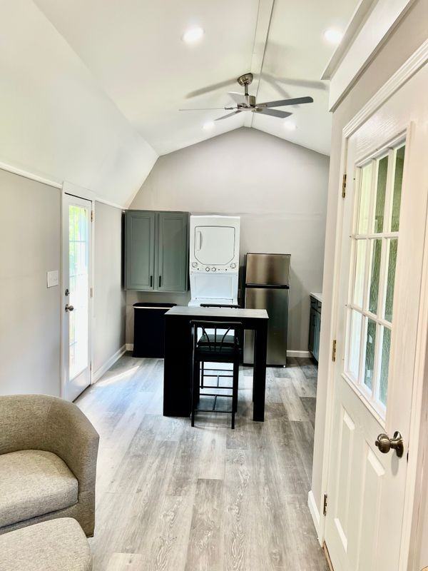 5210 Easton Dr Sw - Photo 4 of 8