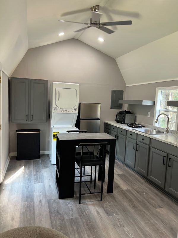 5210 Easton Dr Sw - Photo 5 of 8