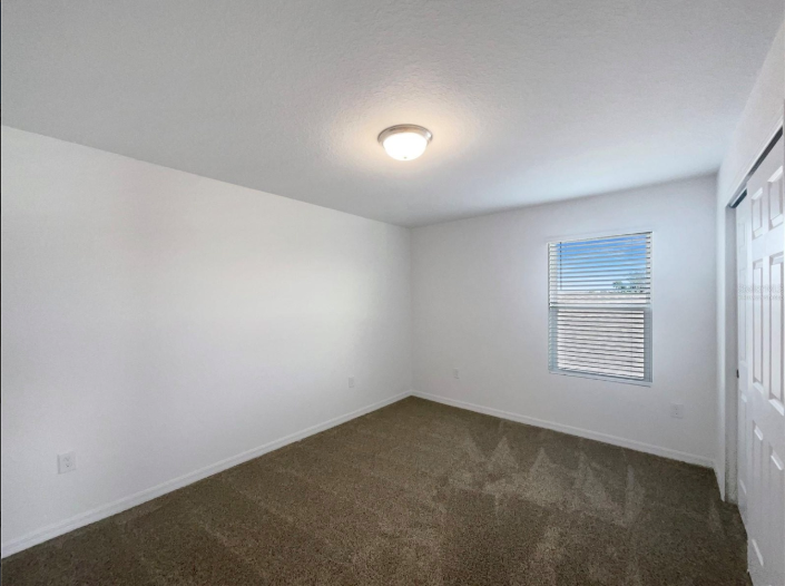 1128 Griffon Ave - Photo 2 of 15