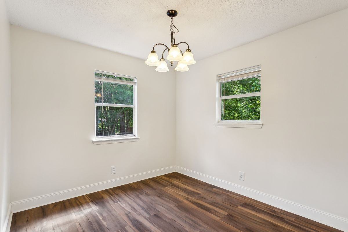 28547 Canal Dr - Photo 4 of 11