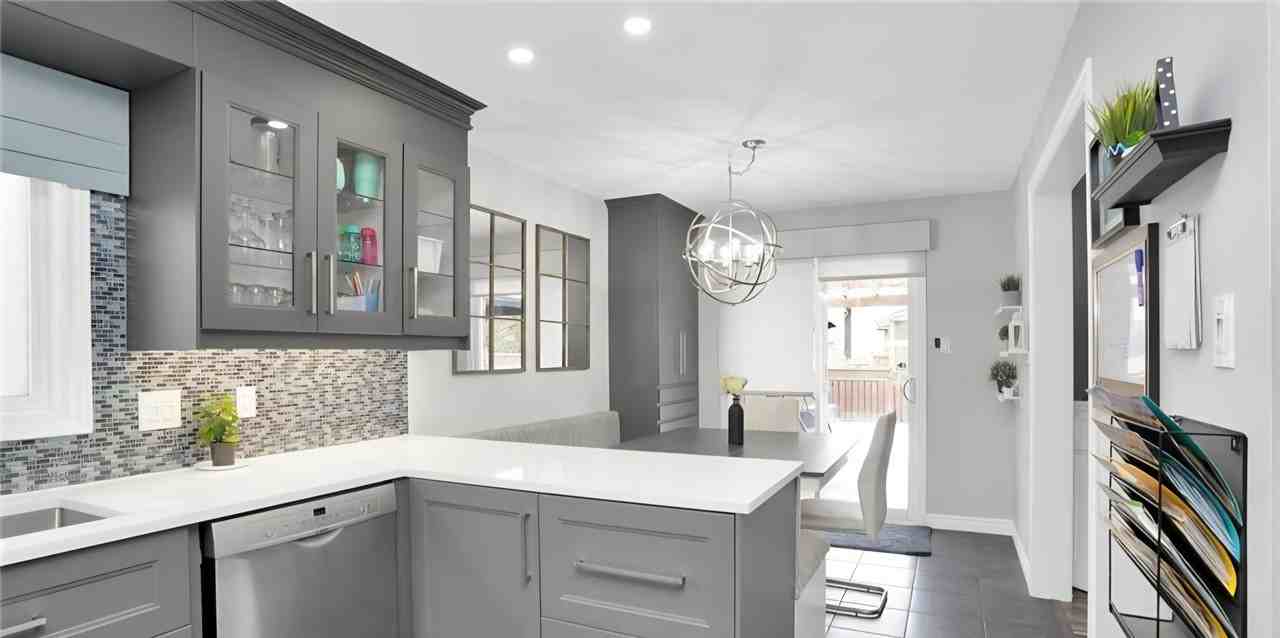 2029 Foxwood Avenue - Photo 6 of 36