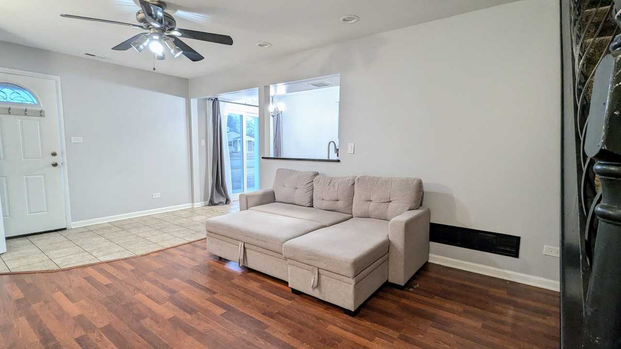 334 Marcia Ct #1 - Photo 5 of 23