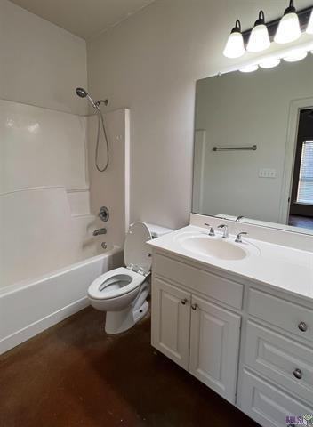 13539 Rose Dr - Photo 2 of 10