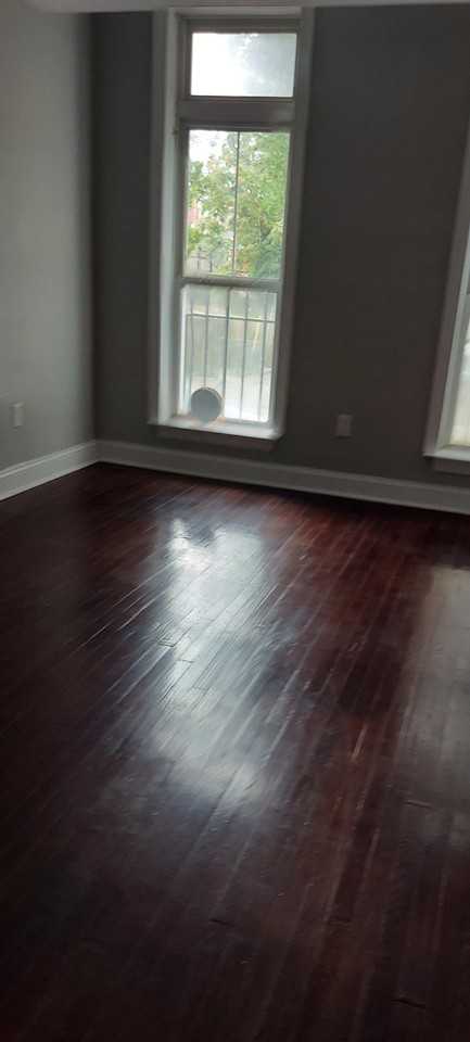 1712 W Lombard St #1 - Photo 2 of 16