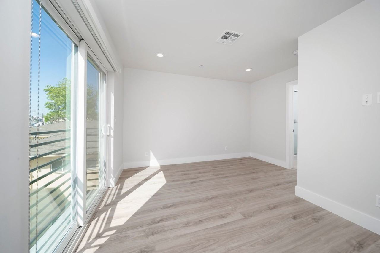 5221 Cleon Property LLC - Photo 6 of 38