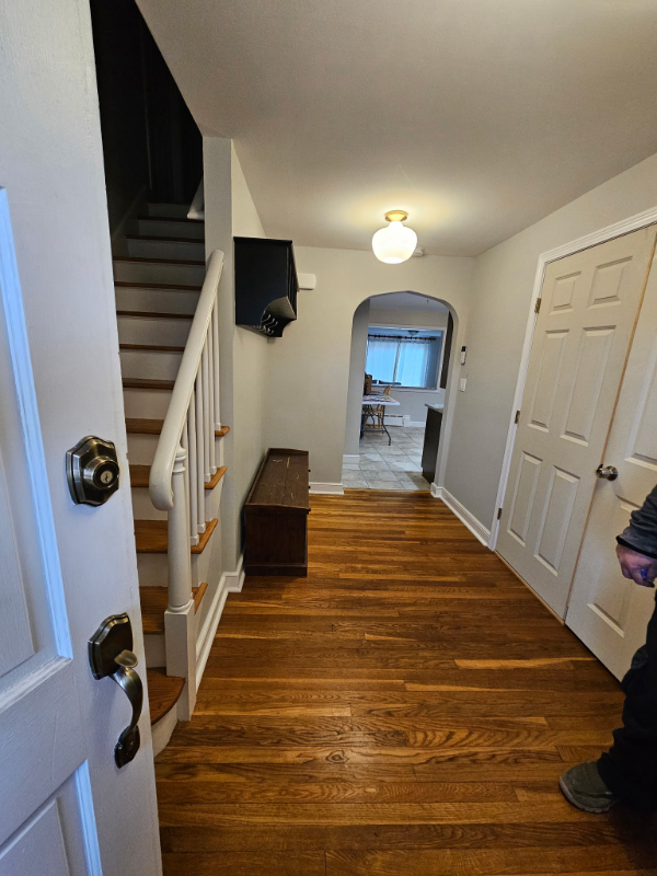 2520 Madison Ave - Photo 3 of 15