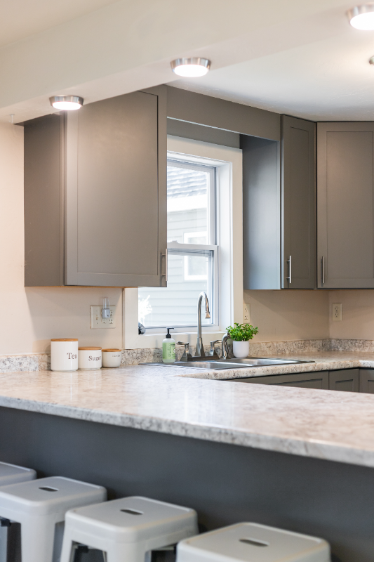 1004 W Kamps Ave - Photo 5 of 20