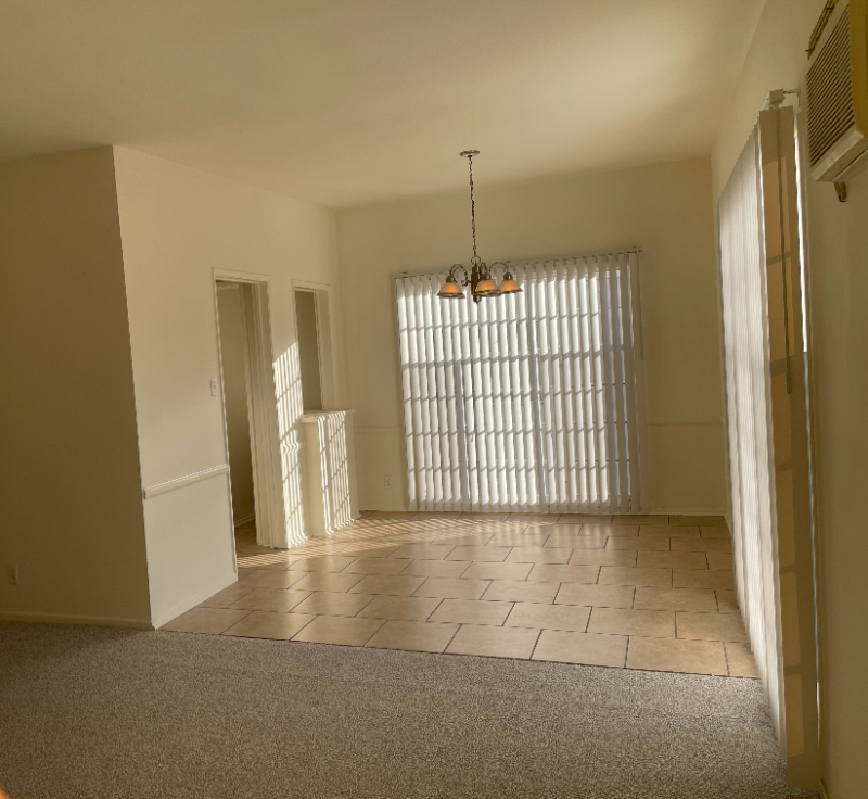 1122 S Clark Dr #4 - Photo 5 of 10