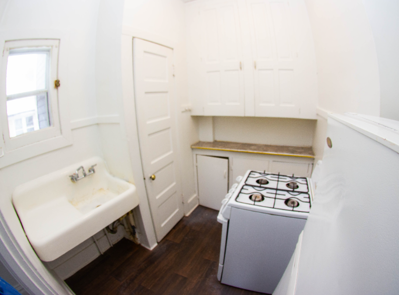 312 Woodward Ave #8 - Photo 5 of 6