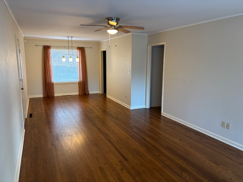 2025 Mattern Dr - Photo 2 of 11