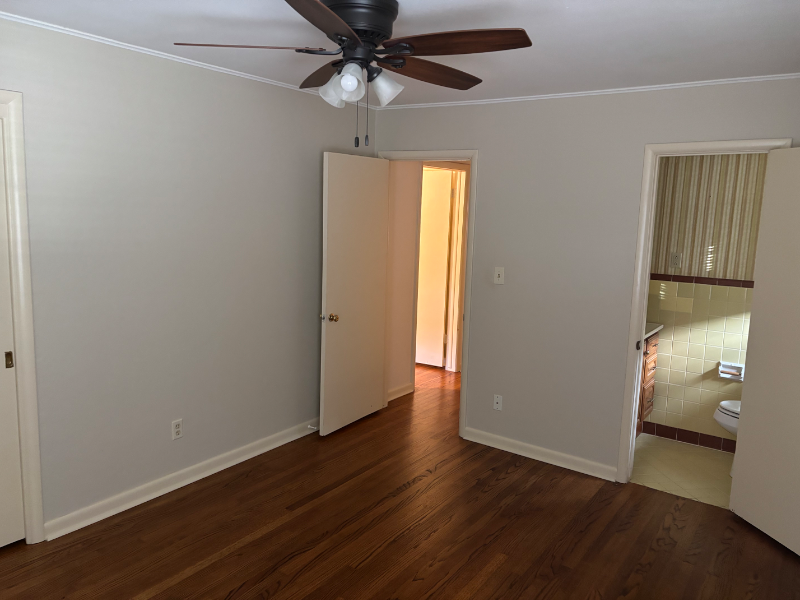 2025 Mattern Dr - Photo 4 of 11