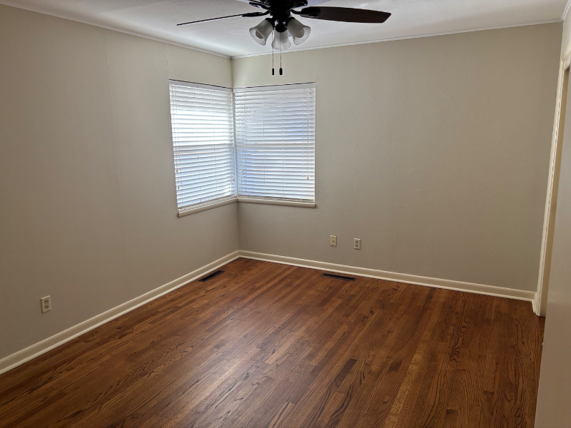 2025 Mattern Dr - Photo 6 of 11