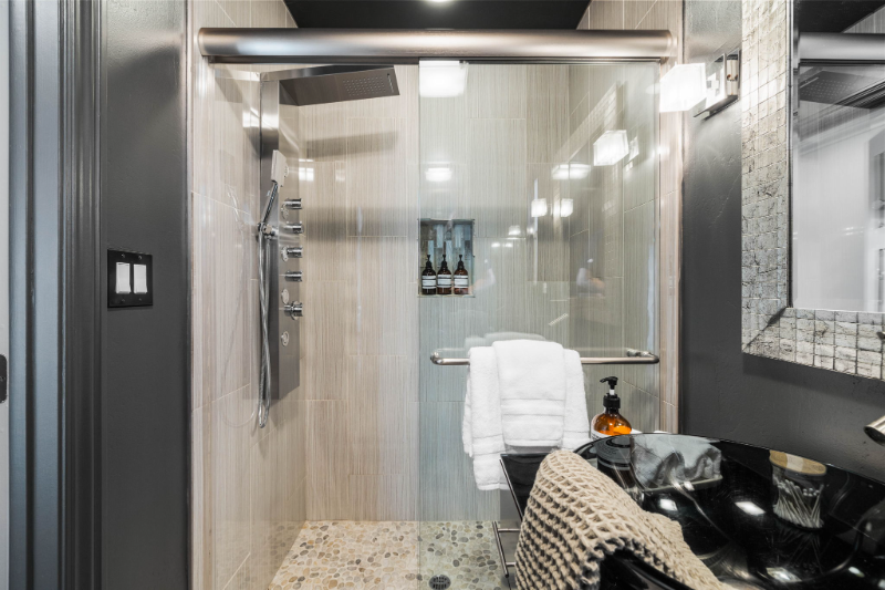 5842 Soledad Mountain Rd - Photo 4 of 14