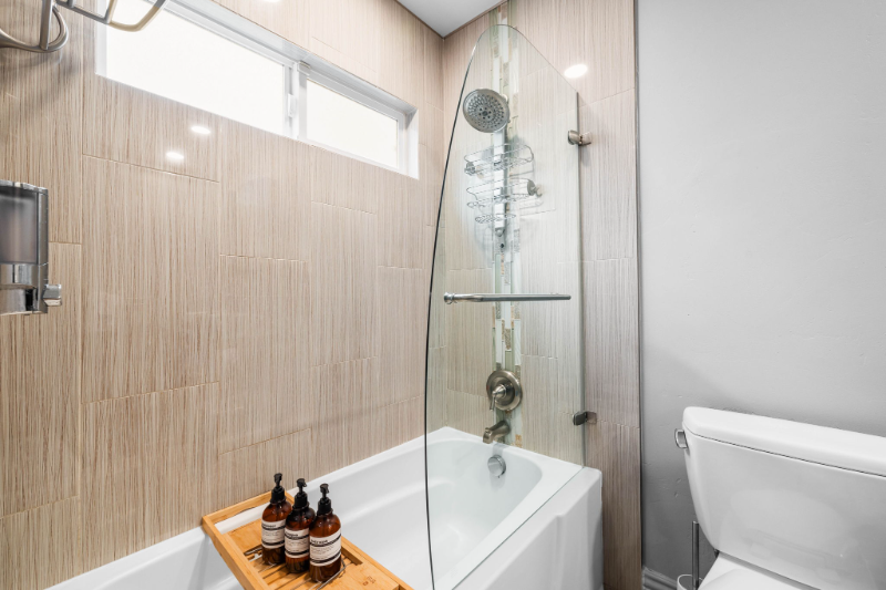 5842 Soledad Mountain Rd - Photo 5 of 14