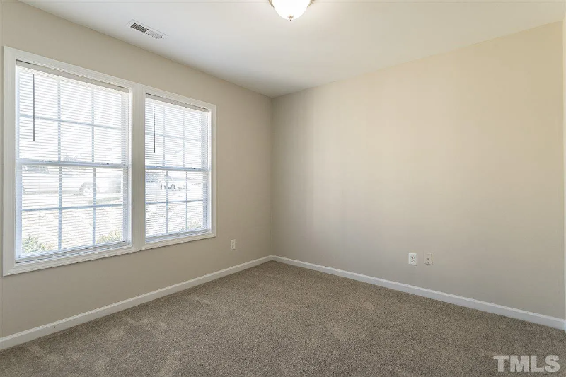 1276 Sweetgrass St - Photo 3 of 9