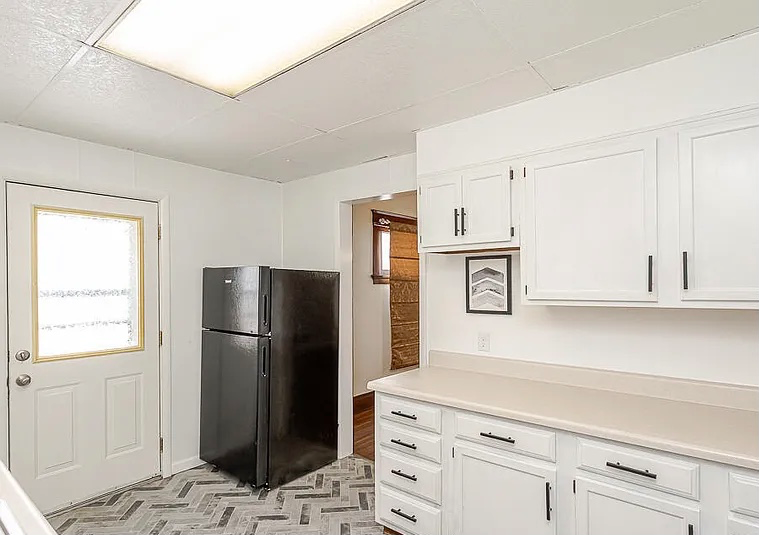 1019 Radcliffe Dr - Photo 6 of 19