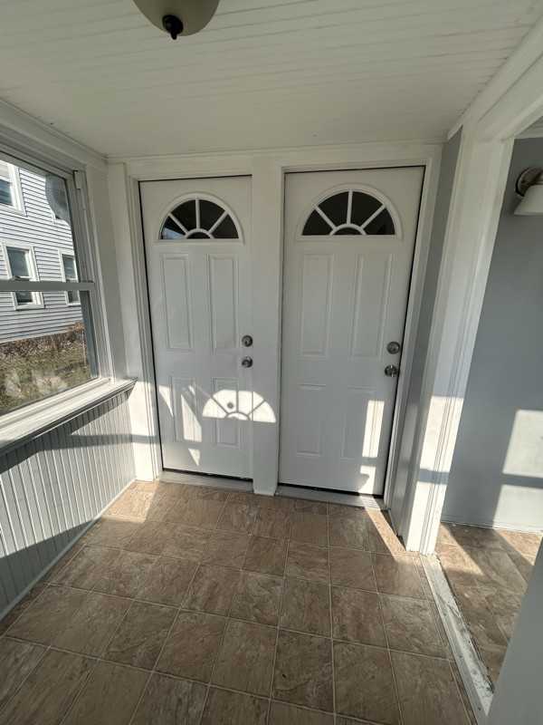 240 Riverview Ave #1 - Photo 3 of 14