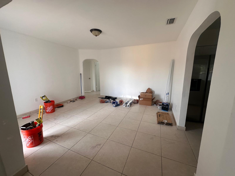 3248 Nwst - Photo 6 of 6