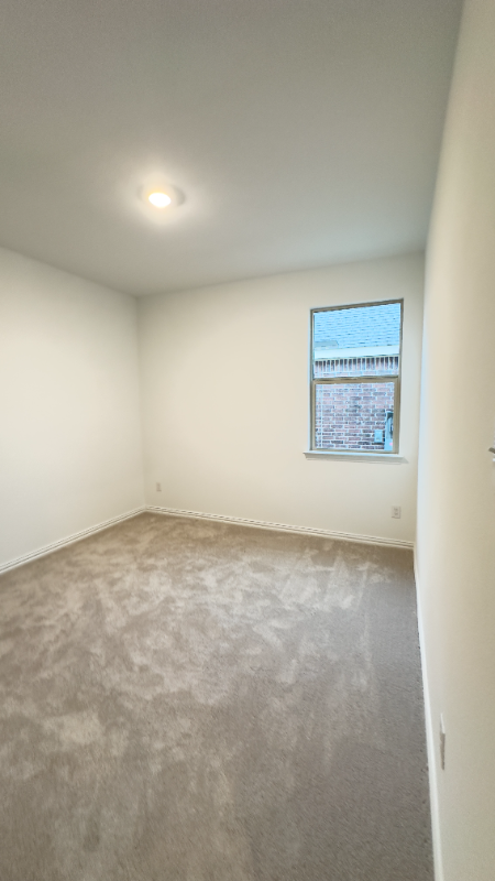 2108 Angus Dr - Photo 2 of 18