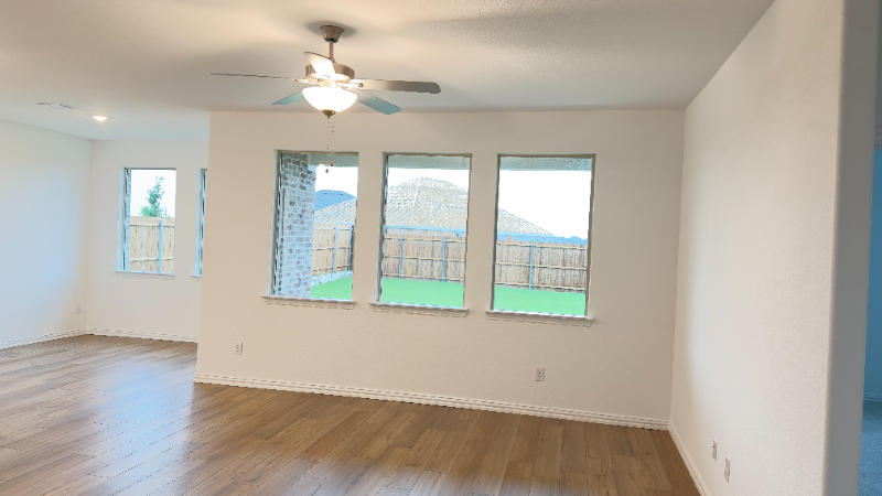 2108 Angus Dr - Photo 6 of 18