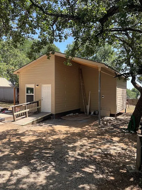 7687 Peden Rd - Photo 2 of 5