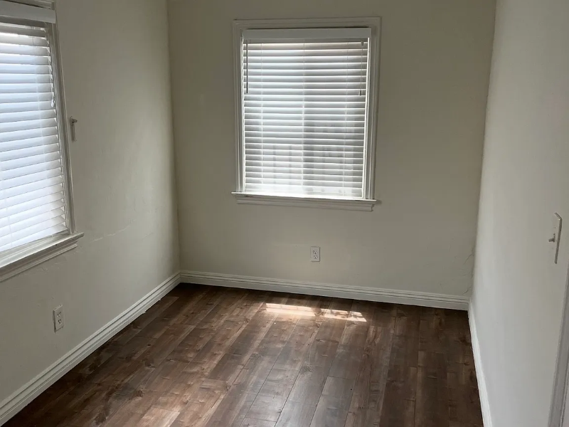 1540 Stanley Ave #1540 - Photo 4 of 6