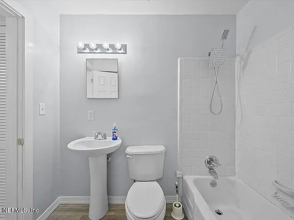 1604 Husson Ave - Photo 3 of 9